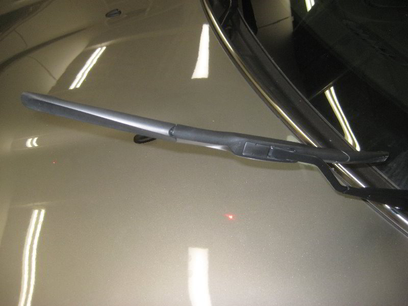 MiniCooperWindshieldWindowWiperBladesReplacementGuide002