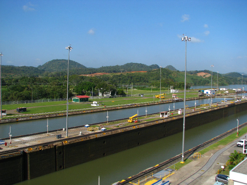 Miraflores-Locks-Panamax-Ship-Panama-Canal-023