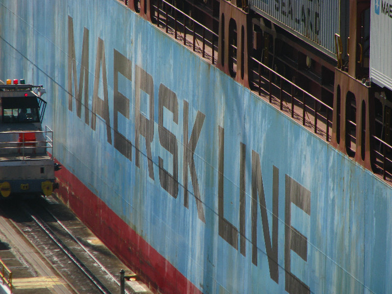 Miraflores-Locks-Panamax-Ship-Panama-Canal-027