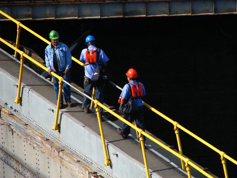 Miraflores-Locks-Panamax-Ship-Panama-Canal-030