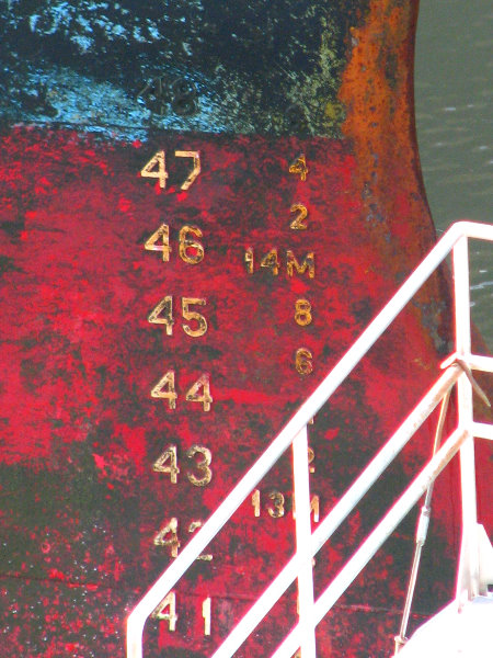 Miraflores-Locks-Panamax-Ship-Panama-Canal-032