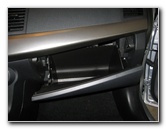 Mitsubishi-Lancer-AC-Cabin-Air-Filter-Replacement-Guide-002