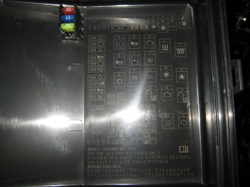 Mitsubishi-Lancer-Electrical-Fuses-Replacement-Guide-005