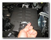 Mitsubishi-Lancer-Engine-Air-Filter-Replacement-Guide-002
