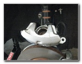 Mitsubishi-Lancer-Front-Brake-Pads-Replacement-Guide-017