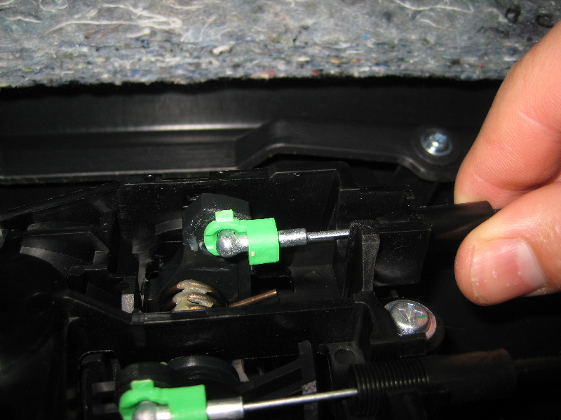 Mitsubishi-Lancer-Interior-Door-Panel-Removal-Guide-022