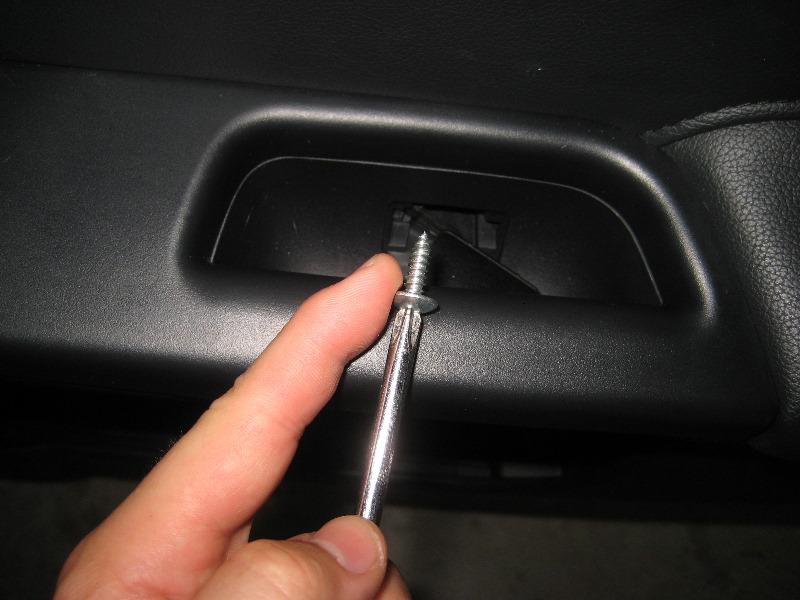 Mitsubishi-Lancer-Interior-Door-Panel-Removal-Guide-050