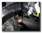 Mitsubishi-Lancer-Interior-Door-Panel-Removal-Guide-016