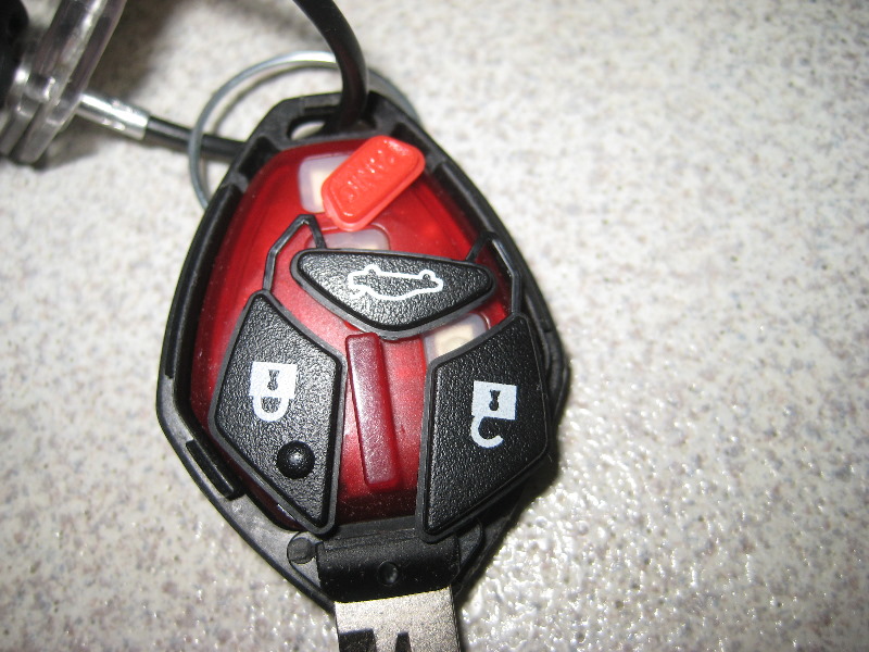 Mitsubishi-Lancer-Key-Fob-Battery-Replacement-Guide-004