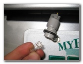 Mitsubishi-Lancer-License-Plate-Light-Bulbs-Replacement-Guide-008