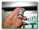 Mitsubishi-Lancer-License-Plate-Light-Bulbs-Replacement-Guide-010