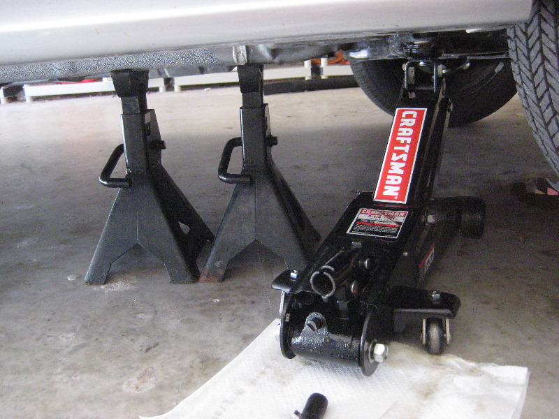 Mitsubishi-Lancer-MIVEC-Engine-Oil-Change-Filter-Replacement-Guide-004