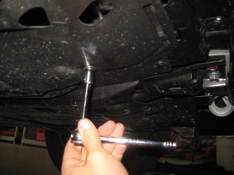 Mitsubishi-Lancer-MIVEC-Engine-Oil-Change-Filter-Replacement-Guide-007