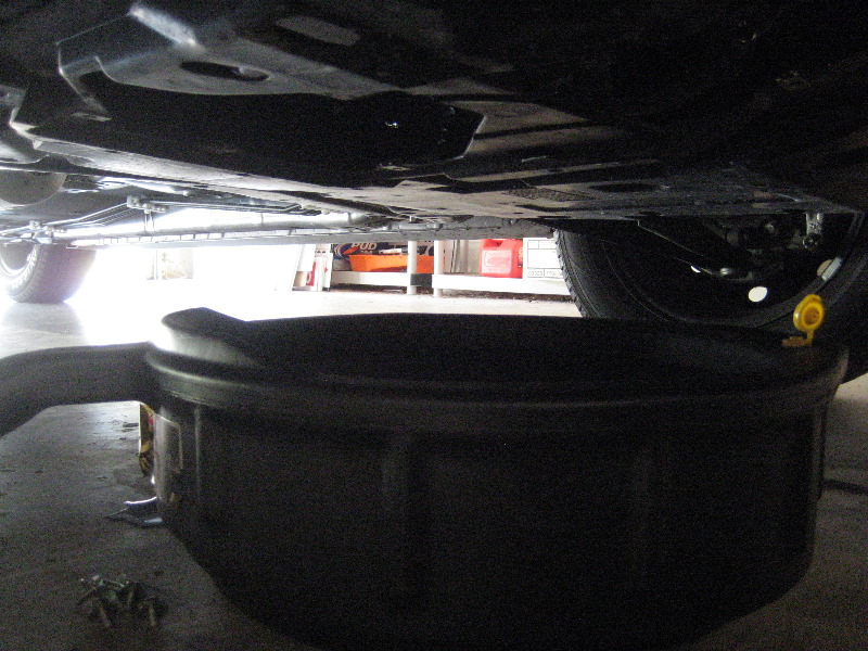 Mitsubishi-Lancer-MIVEC-Engine-Oil-Change-Filter-Replacement-Guide-012