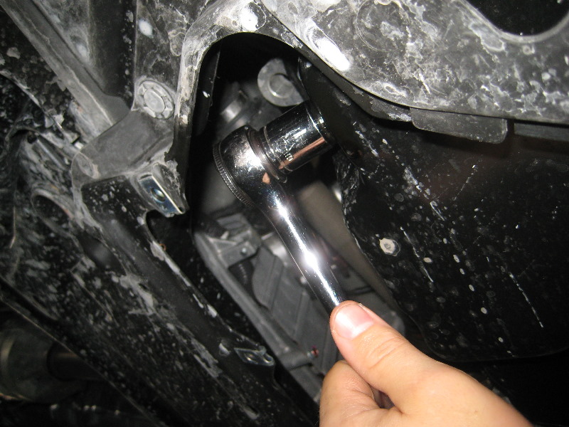 Mitsubishi-Lancer-MIVEC-Engine-Oil-Change-Filter-Replacement-Guide-013