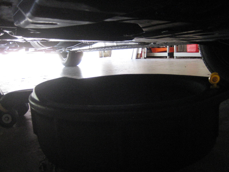 Mitsubishi-Lancer-MIVEC-Engine-Oil-Change-Filter-Replacement-Guide-014