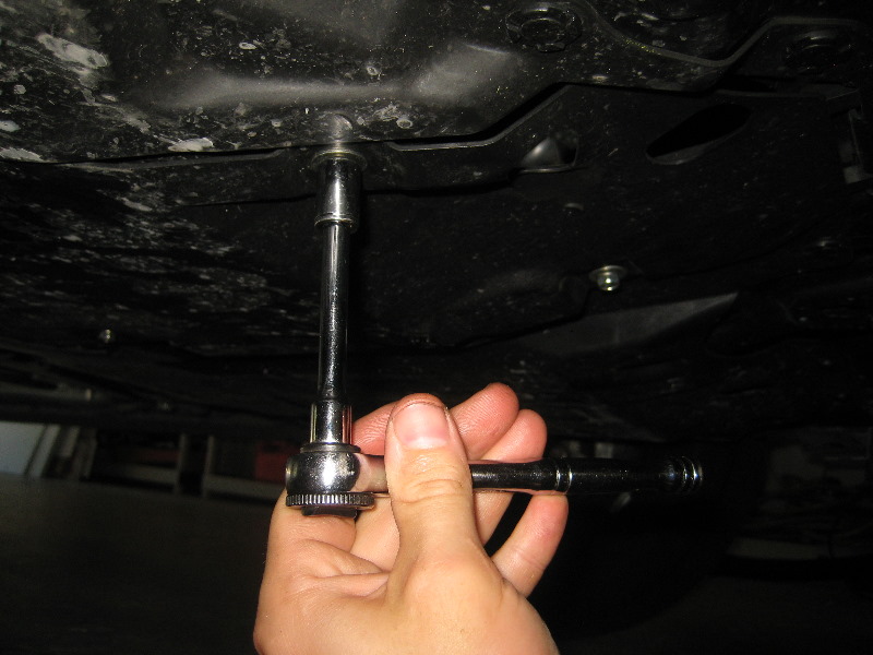 Mitsubishi-Lancer-MIVEC-Engine-Oil-Change-Filter-Replacement-Guide-023