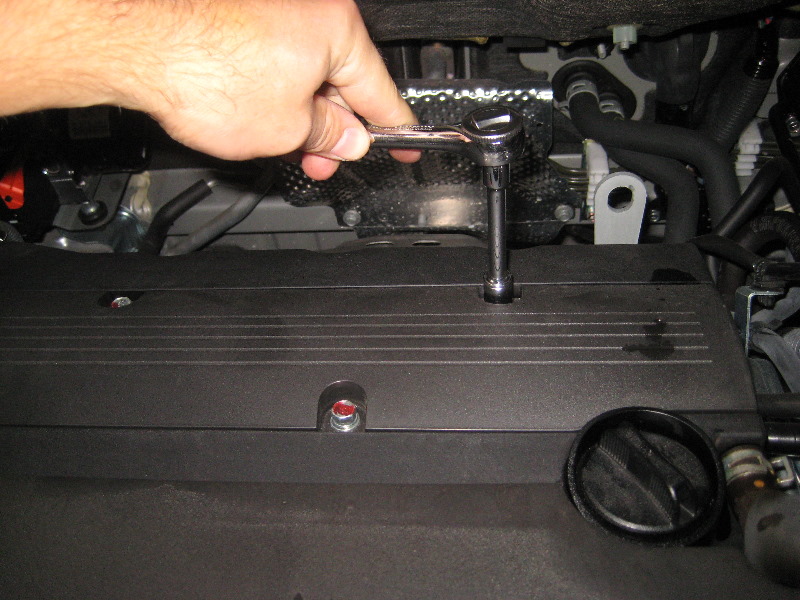 Mitsubishi-Lancer-MIVEC-Engine-Spark-Plugs-Replacement-Guide-003