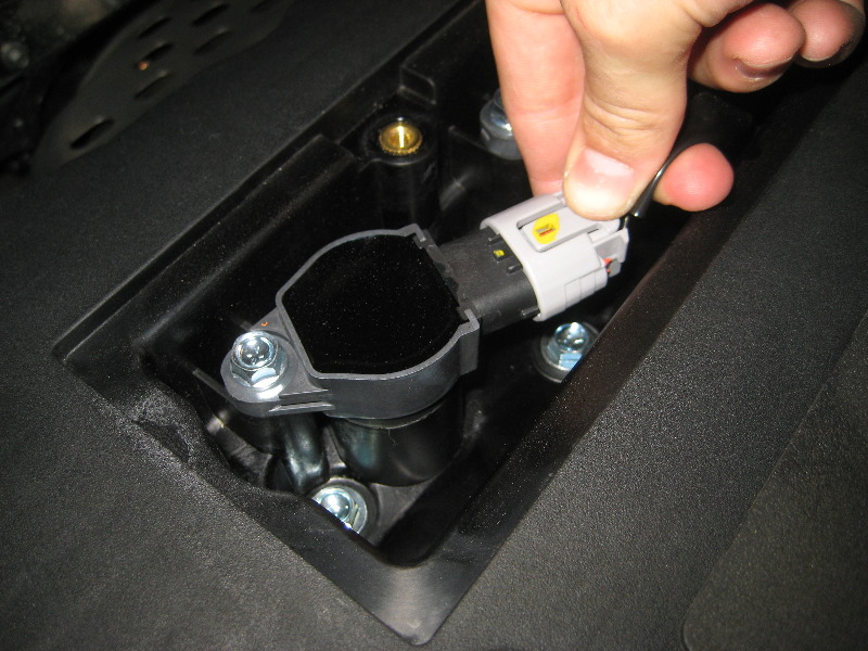 Mitsubishi-Lancer-MIVEC-Engine-Spark-Plugs-Replacement-Guide-008