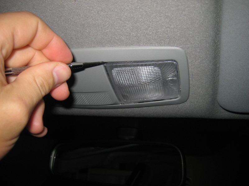 Mitsubishi-Lancer-Map-Light-Bulbs-Replacement-Guide-002