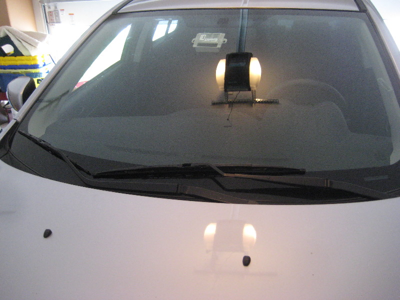 MitsubishiLancerWindshieldWindowWiperBladesReplacementGuide001