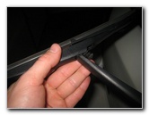 Mitsubishi-Mirage-Rear-Window-Wiper-Blade-Replacement-Guide-006