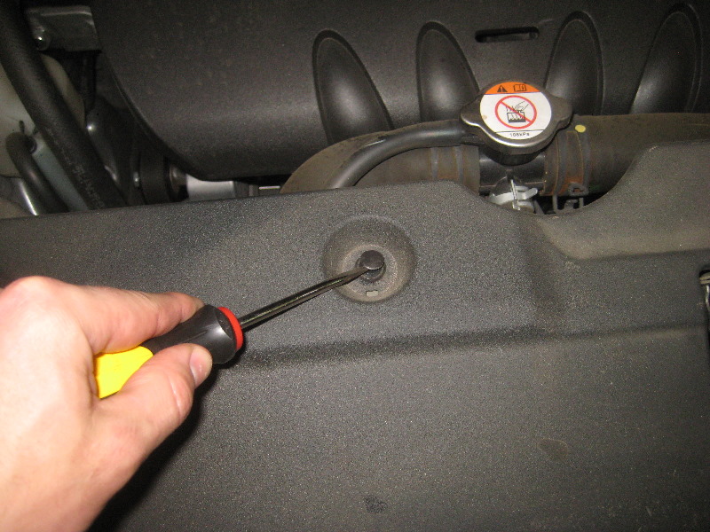 2011-2017-Mitsubishi-Outlander-Sport-12V-Automotive-Battery-Replacement-Guide-005