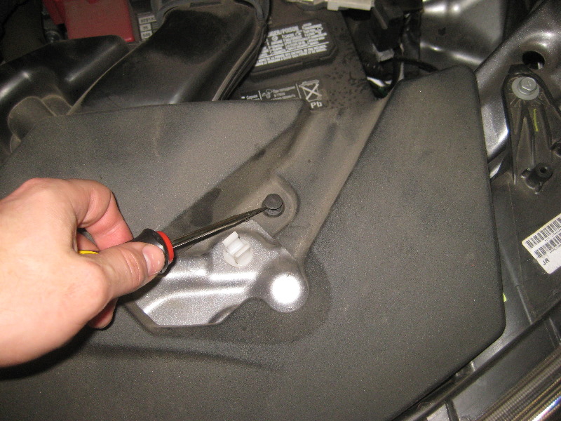 2011-2017-Mitsubishi-Outlander-Sport-12V-Automotive-Battery-Replacement-Guide-007