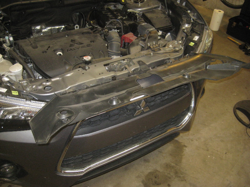 2011-2017-Mitsubishi-Outlander-Sport-12V-Automotive-Battery-Replacement-Guide-010