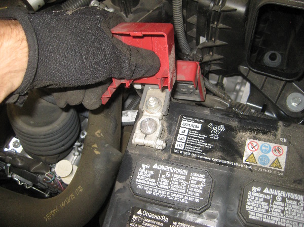 2011-2017-Mitsubishi-Outlander-Sport-12V-Automotive-Battery-Replacement-Guide-030