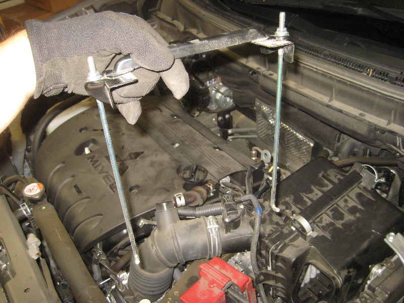 2011-2017-Mitsubishi-Outlander-Sport-12V-Automotive-Battery-Replacement-Guide-033