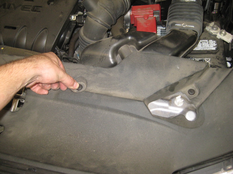 2011-2017-Mitsubishi-Outlander-Sport-12V-Automotive-Battery-Replacement-Guide-047