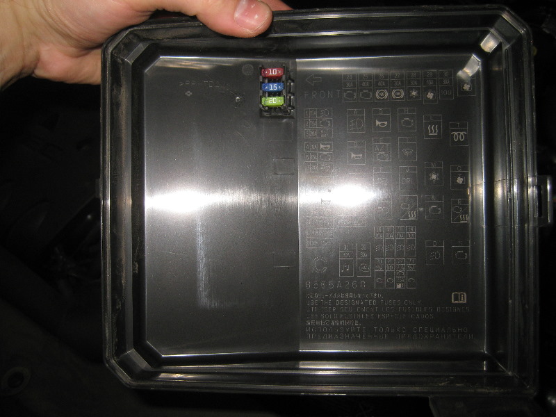 2011-2017-Mitsubishi-Outlander-Sport-Electrical-Fuse-Replacement-Guide-005