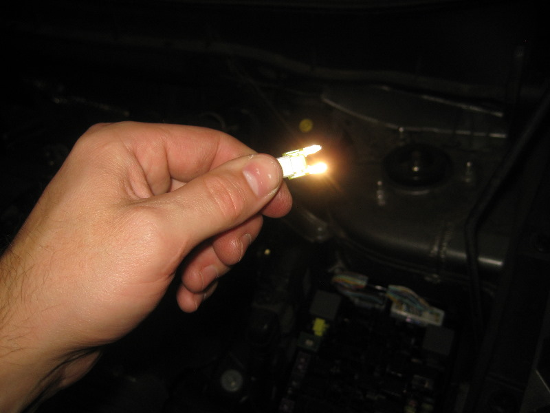 2011-2017-Mitsubishi-Outlander-Sport-Electrical-Fuse-Replacement-Guide-014