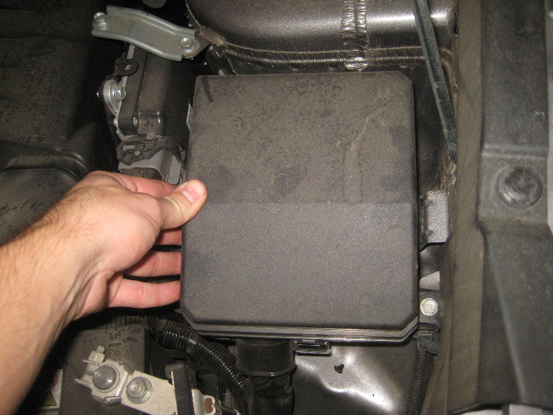 2011-2017-Mitsubishi-Outlander-Sport-Electrical-Fuse-Replacement-Guide-019