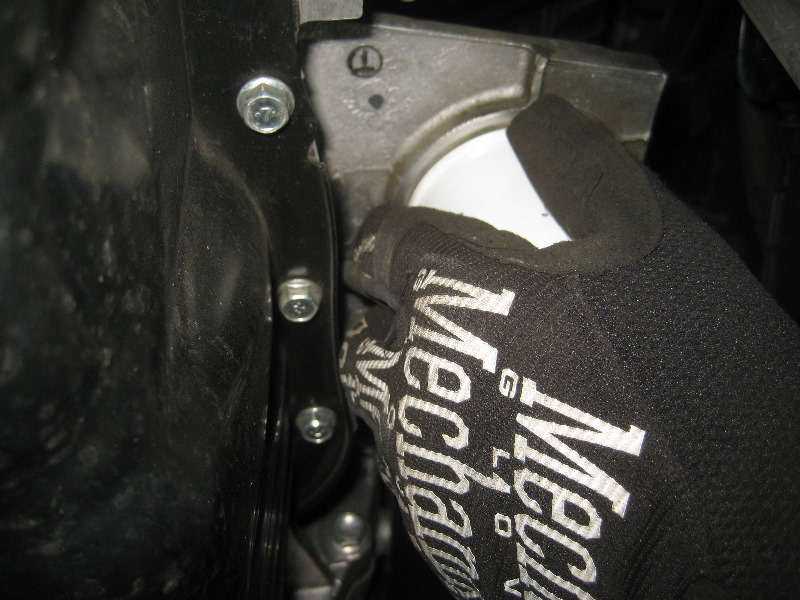 2011-2017-Mitsubishi-Outlander-Sport-Engine-Oil-Change-Filter-Replacement-Guide-017