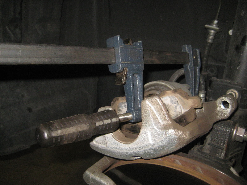 2011-2017-Mitsubishi-Outlander-Sport-Front-Brake-Pads-Replacement-Guide-019