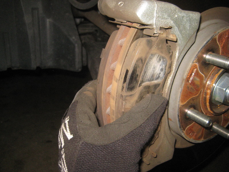 2011-2017-Mitsubishi-Outlander-Sport-Front-Brake-Pads-Replacement-Guide-026