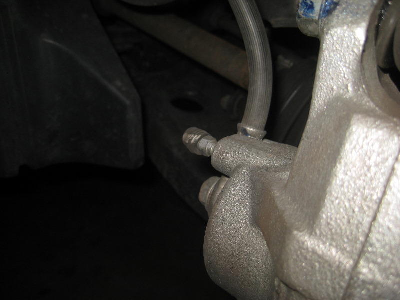 2011-2017-Mitsubishi-Outlander-Sport-Front-Brake-Pads-Replacement-Guide-035