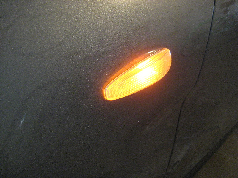 2011-2017-Mitsubishi-Outlander-Sport-Front-Side-Marker-Light-Bulb-Replacement-Guide-009