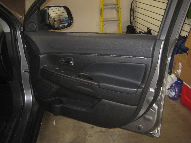 2011-2017-Mitsubishi-Outlander-Sport-Interior-Door-Panel-Removal-Guide-001