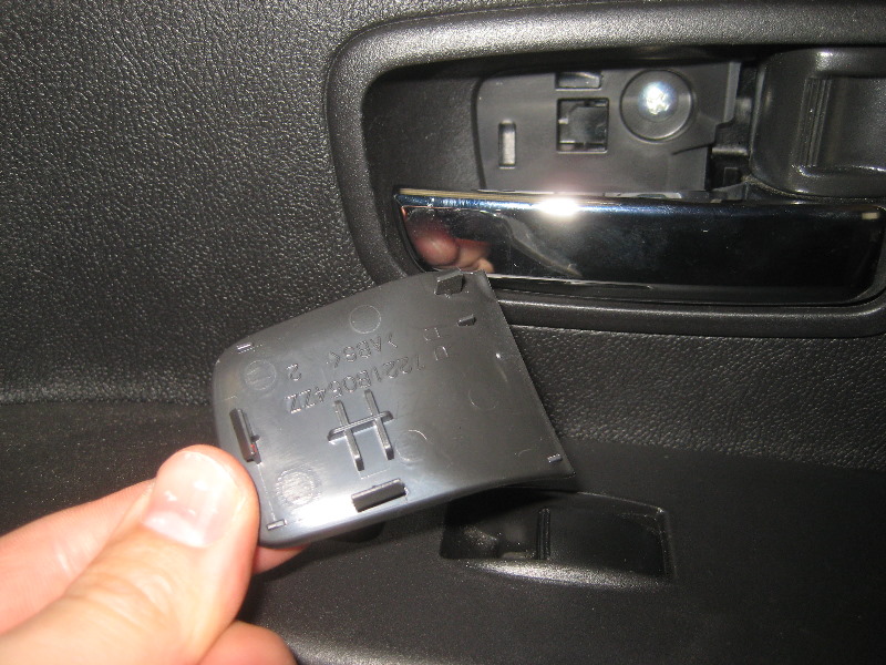 2011-2017-Mitsubishi-Outlander-Sport-Interior-Door-Panel-Removal-Guide-003
