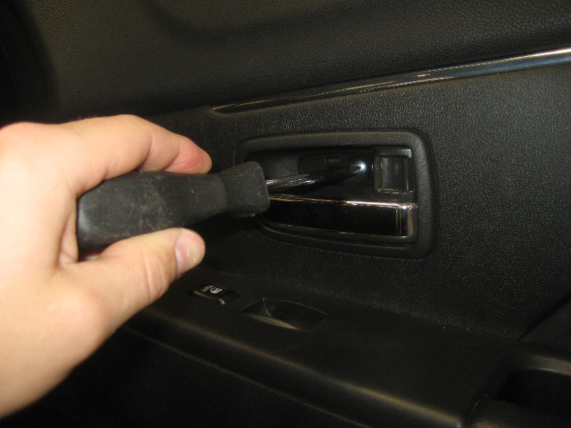 2011-2017-Mitsubishi-Outlander-Sport-Interior-Door-Panel-Removal-Guide-007