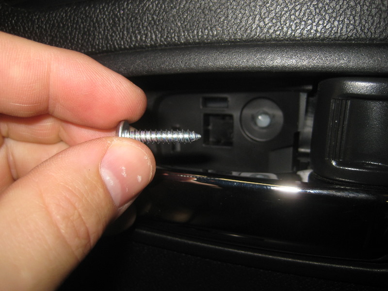 2011-2017-Mitsubishi-Outlander-Sport-Interior-Door-Panel-Removal-Guide-008