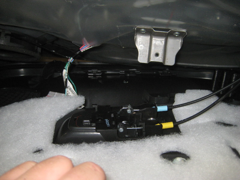 2011-2017-Mitsubishi-Outlander-Sport-Interior-Door-Panel-Removal-Guide-015