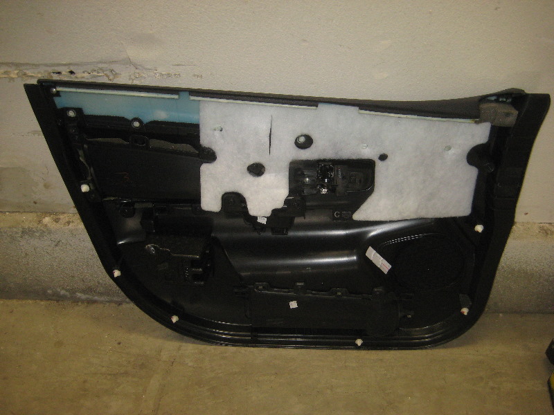 2011-2017-Mitsubishi-Outlander-Sport-Interior-Door-Panel-Removal-Guide-023