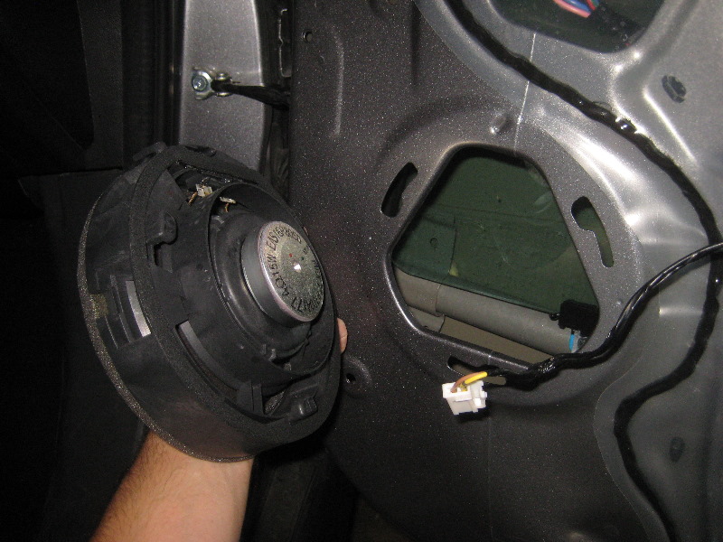 2011-2017-Mitsubishi-Outlander-Sport-Interior-Door-Panel-Removal-Guide-028