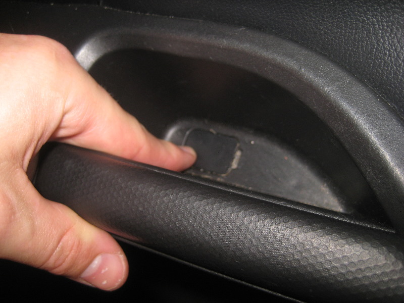 2011-2017-Mitsubishi-Outlander-Sport-Interior-Door-Panel-Removal-Guide-043