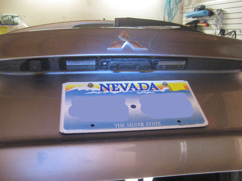 2011-2017-Mitsubishi-Outlander-Sport-License-Plate-Light-Bulbs-Replacement-Guide-001