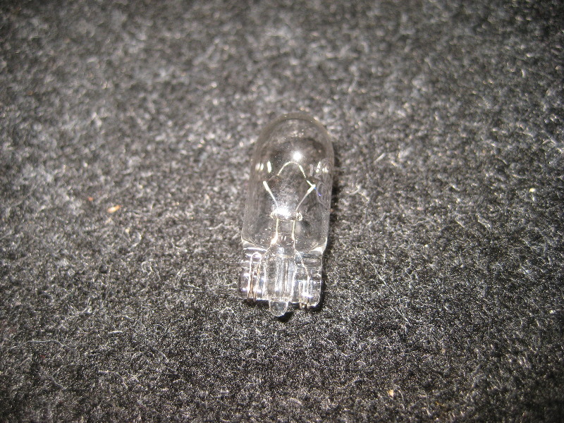 2011-2017-Mitsubishi-Outlander-Sport-License-Plate-Light-Bulbs-Replacement-Guide-008